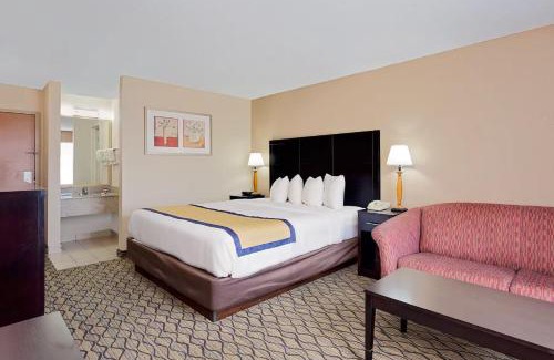 Kalamazoo Hotel | Staywell Inn Kalamazoo