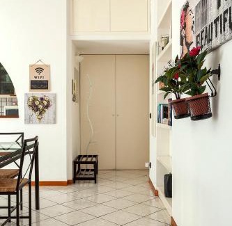Gioia Apartamento | Stazione Centrale - Ariel - appartamento luminoso con terrazzo fino a 6 posti letto