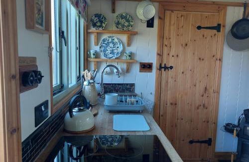 Sampford Brett Otro | Steam and Stars Luxury Glamping