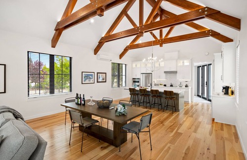 San Miguel Casa | Steel City Cellars: 2 BR, 2.5 BA House in San Miguel, Sleeps 6