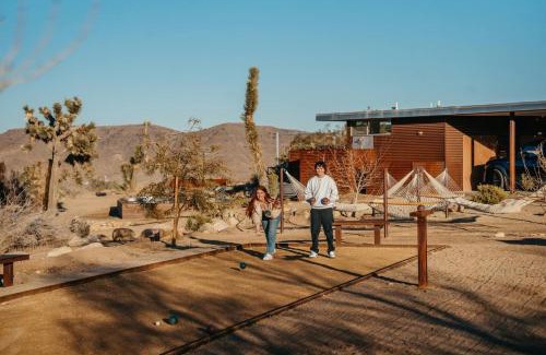 Pioneertown Casa | Steel & Solace By The Cohost Company