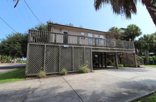 Folly Beach Casa | Steele Magnolias on Folly