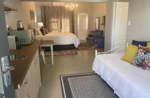 Magaliesberg Apartamento | Steenkoppies semi self catering apartment