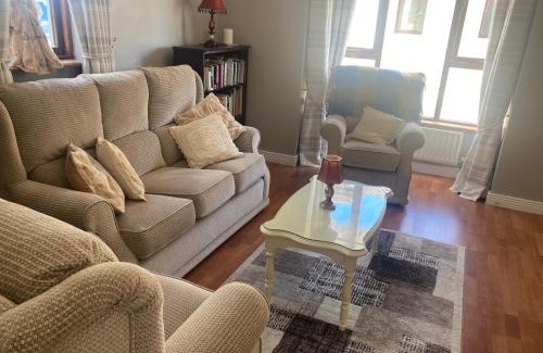 Drumkeen Cama Y Desayuno | Steeple View B&B Guesthouse Donegal - Newly renovated in 2023