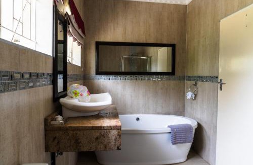 Tzaneen Cama Y Desayuno | Steffis Sun Lodge