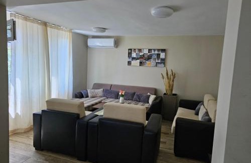 Sunny Beach Villa | StelaMare