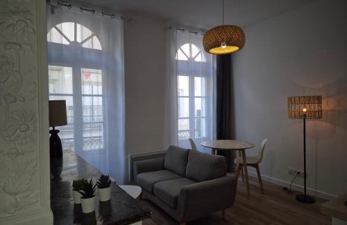 Villeneuve-sur-Lot Apartamento | Stelina Haussmann - Balcony