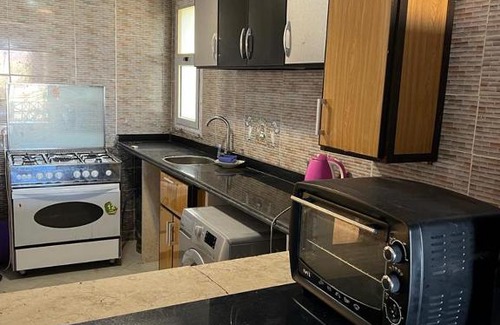 Ad-Dab'ah Complejo | Stella Heights / ground chalet 3bed 2 bath