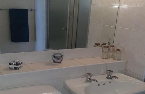 Kingsborough Apartamento | Stella Maris 142