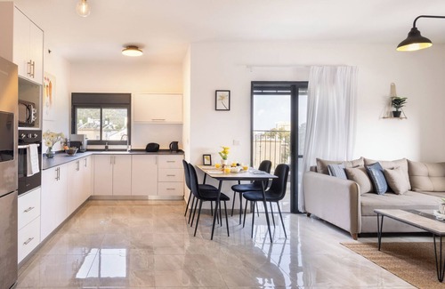 Haifa Apartamento | Stella Maris views Vista apartments by Sea N' Rent