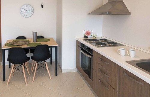 Theologos Apartamento | Stella's Seaview Getaway - 100m to Theologos Beach