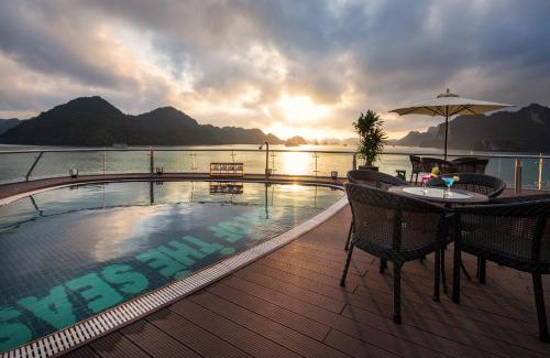 Ha Long Alquiler De Eote | Stellar of the Seas Cruise