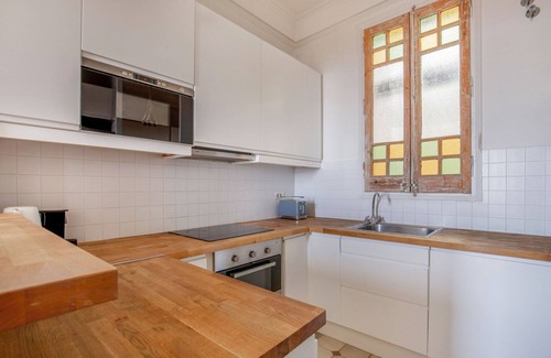 Gracia Apartamento | Stellar Vila de Gràcia 2BR w/ City Views, by Blueground