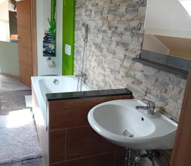 Crimmitschau Apartamento | Stellas Monteurwohnungen