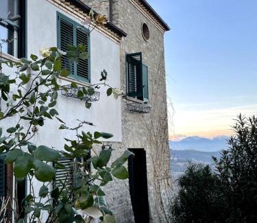 Cellino Attanasio Casa | Stenhus i Cellino