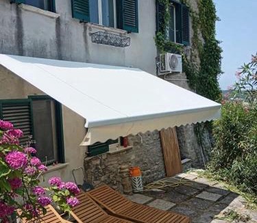 Cellino Attanasio Casa | Stenhus i Cellino
