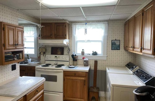 Danville Otro | Step back in time at this authentic Vermont Farmhouse Retreat in North Danville