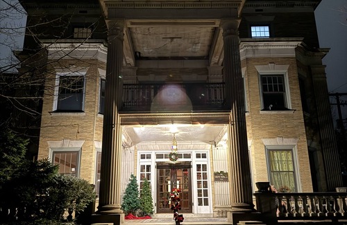 Catasauqua Casa | Step back in time at Dery Mansion built in 1917 by the King Of Silk George Dery
