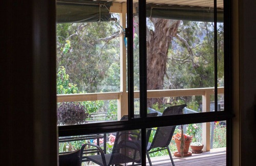 Lower Inman Valley Cabaña | Step back into nature at Bonnie Brae Cottage