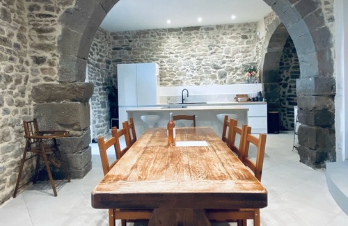 Pouzols-Minervois Casa | Step into French history at Le Bastion, Pouzols-Minervois, southern France.