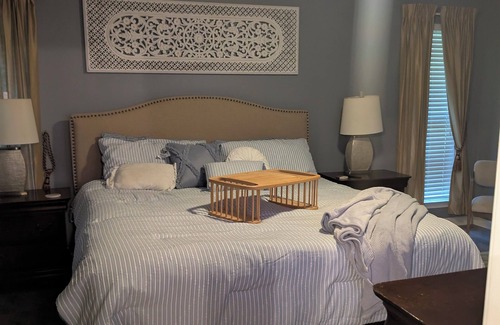 Southaven Casa | Step into Southern Comfort with this spacious 4-bedroom house in Southaven, MS