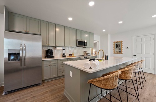 Clintonville Apartamento | Step into The Rose, this idyllic Clintonville remodel. Top Neighborhood of 2023.