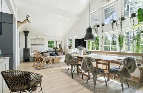 Silkeborg Municipality Casa | Step Through The Gate And Feel Peace In The Woods