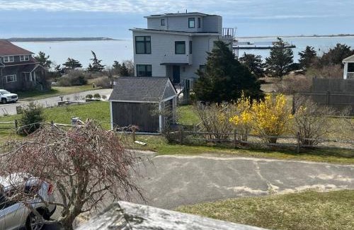 West Yarmouth Casa | Steps away from Lewis Bay