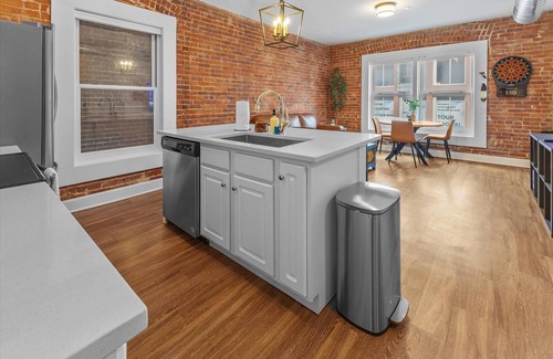 Lockerbie Square Apartamento | Steps away from Mass Ave Restaurants and Big Patio
