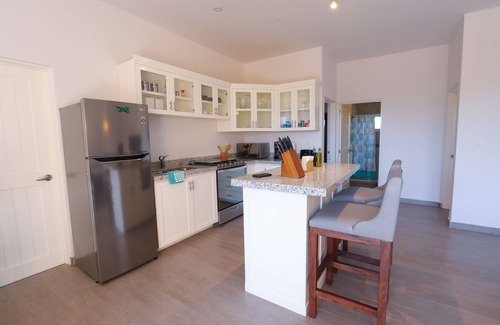 Cerritos Condominio | Steps away from the Beach!