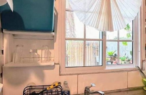 Whitehouse Cabina | Steps away from the beach! Cabin Life @ Happy Life Villas