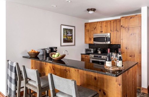 Stowe Condominio | Steps Away - Lodge at Spruce Peak - 2 Bdrm