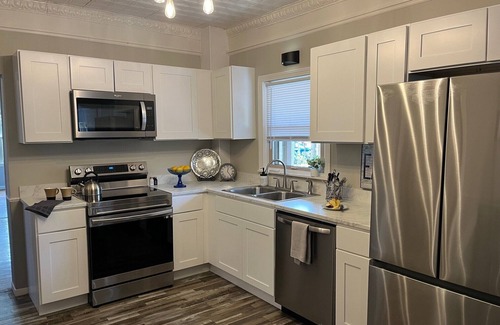 Stillwater Casa | Steps from beautiful downtown Stillwater! Charming 2-bedroom+ historic home.