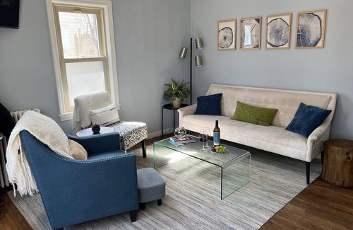 Stillwater Casa | Steps from beautiful downtown Stillwater! Charming 2-bedroom+ historic home.