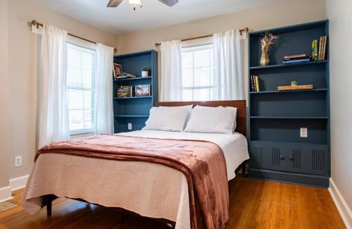 Belknap Casa | Steps from Bellarmine University