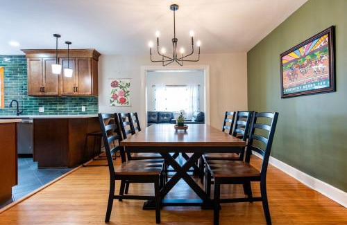 Belknap Casa | Steps from Bellarmine University