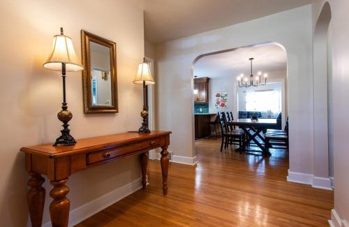 Belknap Casa | Steps from Bellarmine University