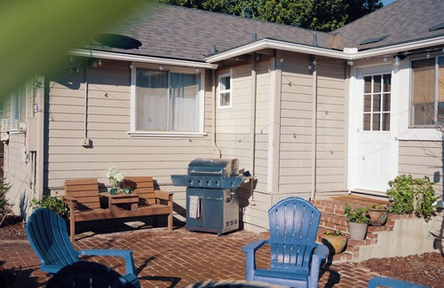 Exeter Casa | Steps from Downtown Exeter and a short drive to Sequoia National Park