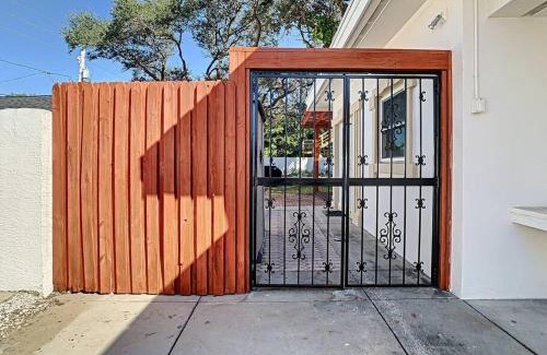 Indian Rocks Beach Casa | STEPS FROM THE BEACH, BEST LOCATION, 2 BDRM 2 BTH