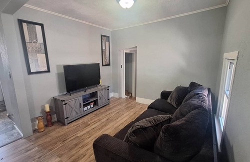 Oswego Apartamento | Steps from the Park!