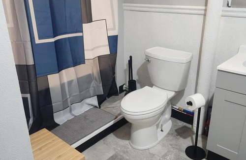 Oswego Apartamento | Steps from the Park!