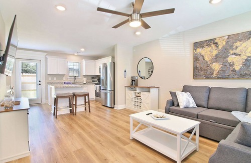 Biloxi Casa | Steps from the Sand - New 3BR Beach Cottage Near Keesler AFB & Gulf Fun