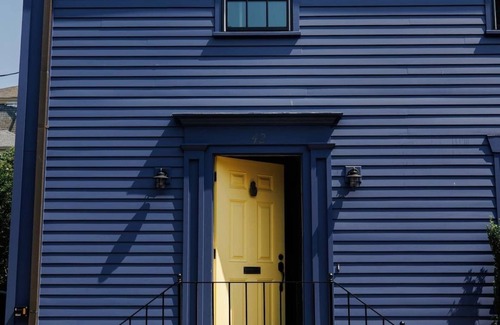 Newport Casa | Steps off Thames St | Center of Town 3BR/2BA