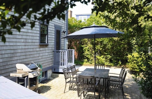 Newport Casa | Steps off Thames St | Center of Town 3BR/2BA