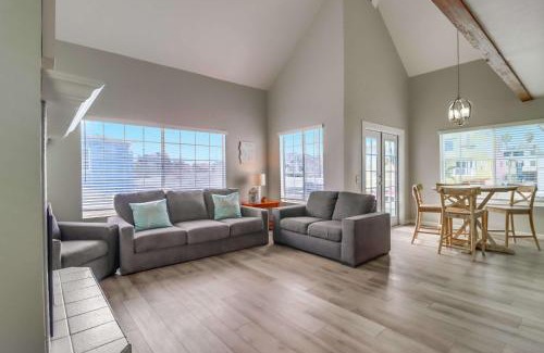 South Mission Beach Casa | Steps to bay & ocean Belmont Park dining
