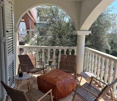 Przno Apartamento | Steps to beach 3 Bedrooms 2 Bathrooms 2 Kitchens with a Terrace - 2 Parking spots - Sea View