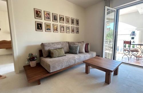 Przno Apartamento | Steps to beach 3 Bedrooms 2 Bathrooms 2 Kitchens with a Terrace - 2 Parking spots - Sea View