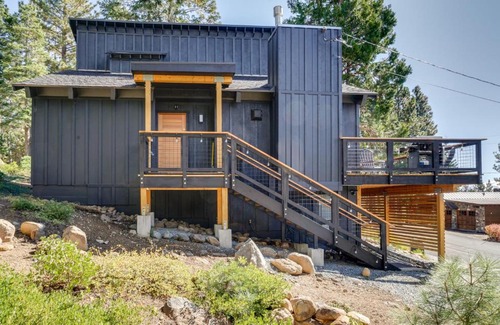 Lake Forest Casa | Steps to Beach Family Home with Views in Tahoe City