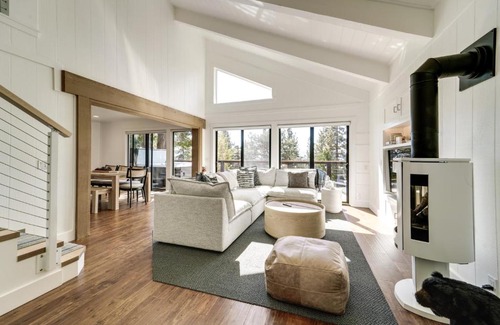 Lake Forest Casa | Steps to Beach Family Home with Views in Tahoe City