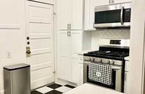 San Jacinto Casa | Steps to Beach, Includes 2 King Beds, 2 Full Bathrooms, Spotlessly Clean & Cozy